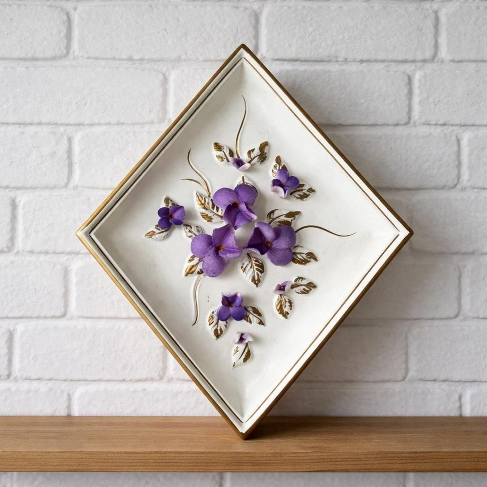 Lefton Japan 2780 Violet Ceramic Wall Plaque Gold Trim 1960s AS IS